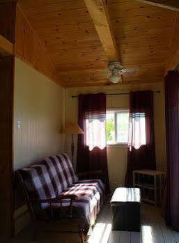 Mashkinonje Lodge Lavigne Buitenkant foto