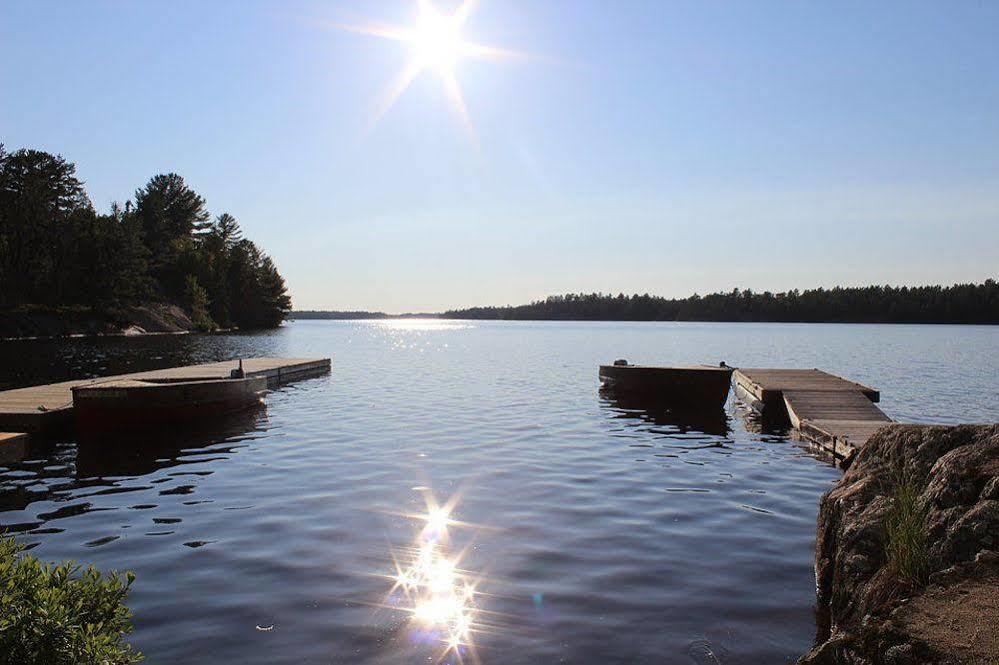 Mashkinonje Lodge Lavigne Buitenkant foto